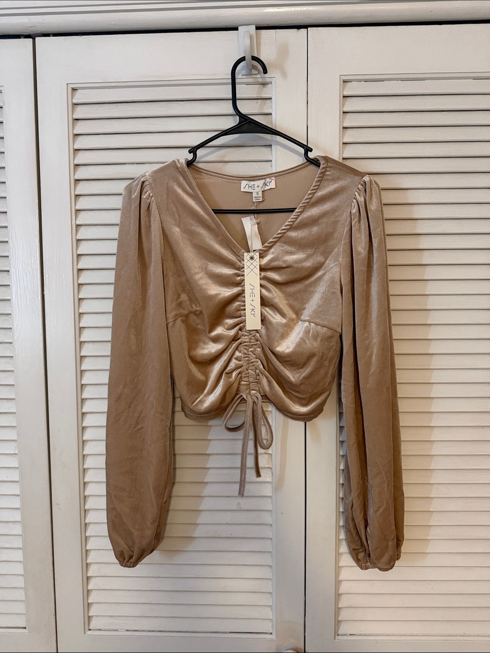 She + Sky Taupe Ruched V-Neck Long Sleeve Top